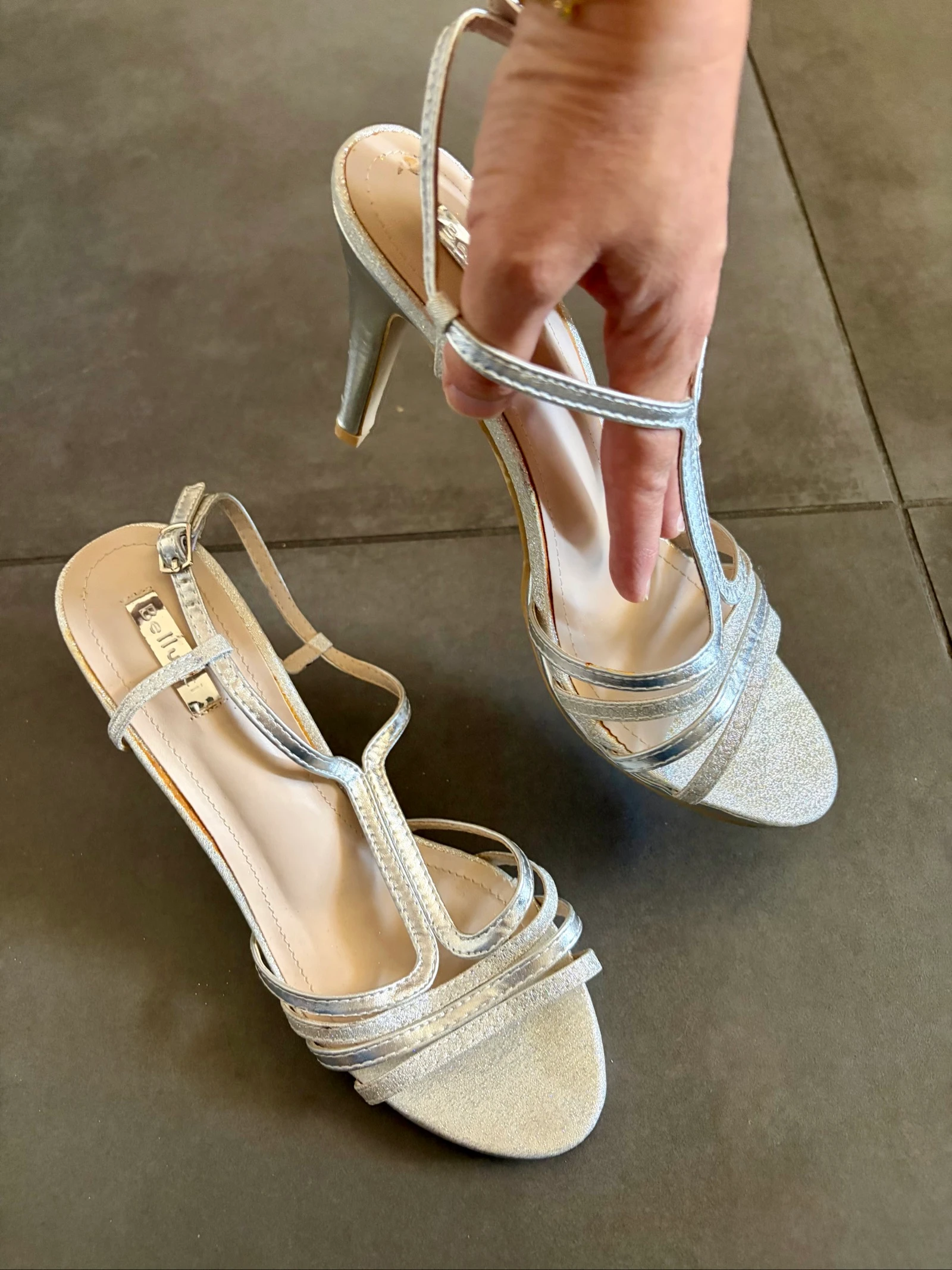 Sandalias de tacón plateadas Bellucci – Talla 39 – photo 3